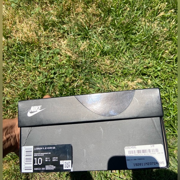 Size 10 Lebron x je icon - Picture 4 of 6